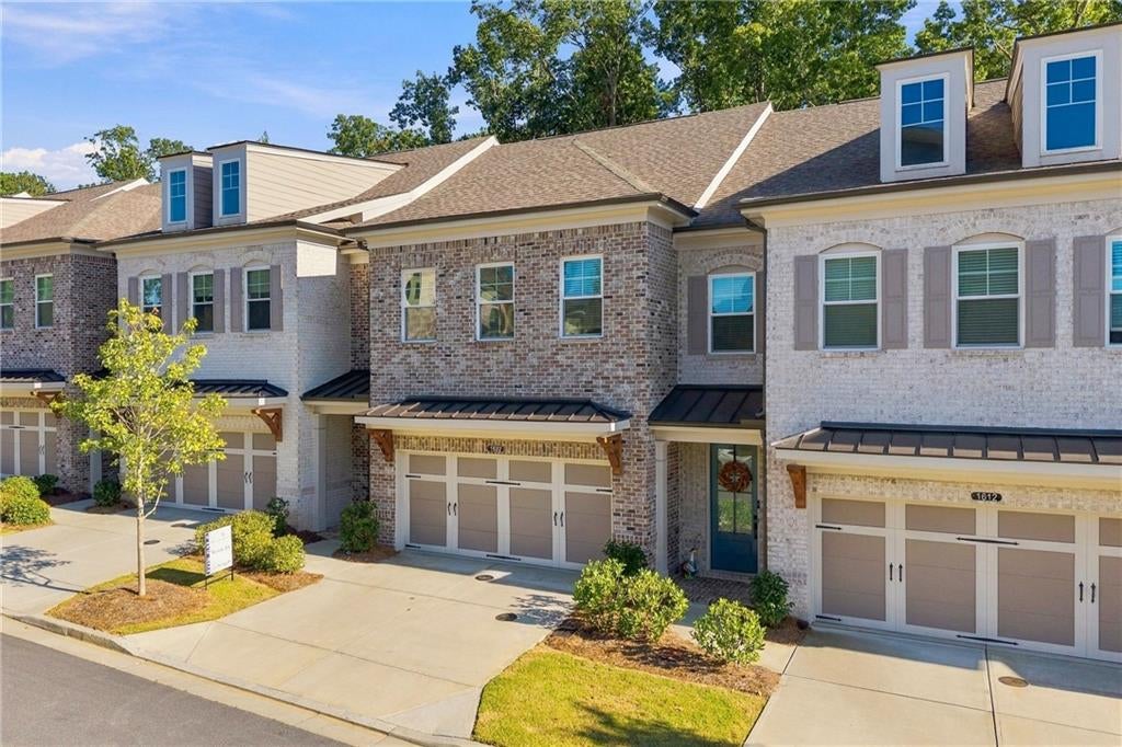 1602 Wellborn Walk
