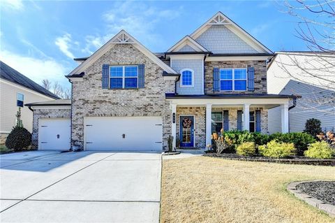 Homes For Sale - 955 Laura Jean Court<br/> Buford, GA 30518