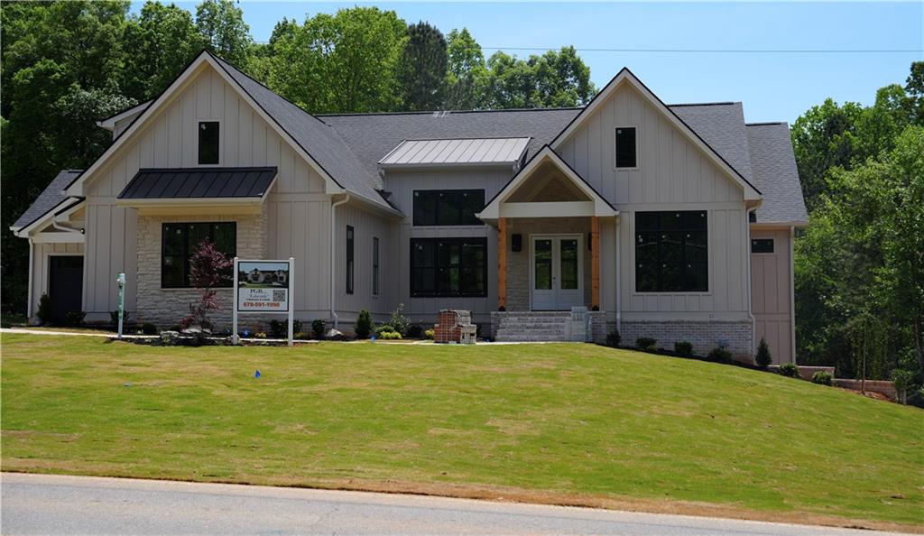 2468 Rockbridge Road NW