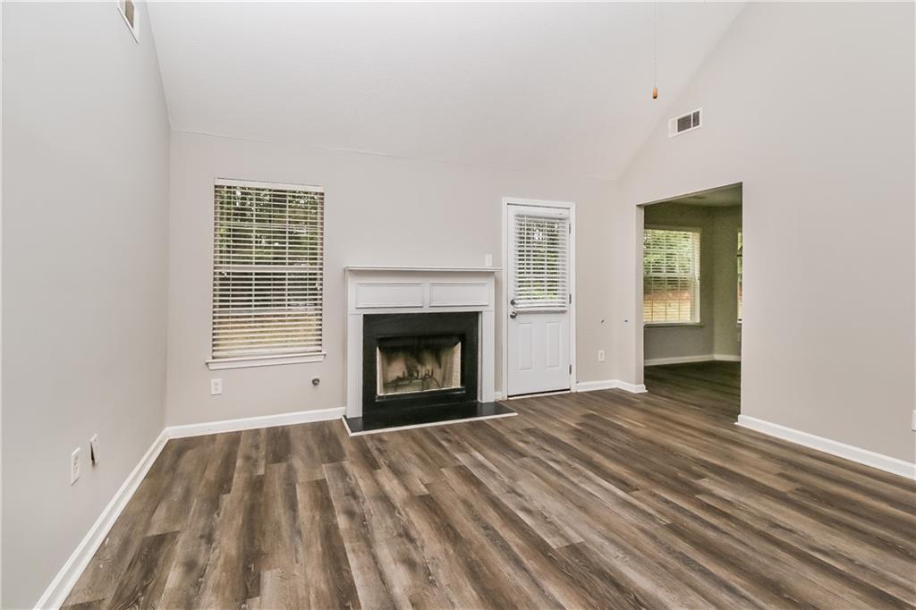 155 Oak Terrace Drive, Covington, Georgia image 4