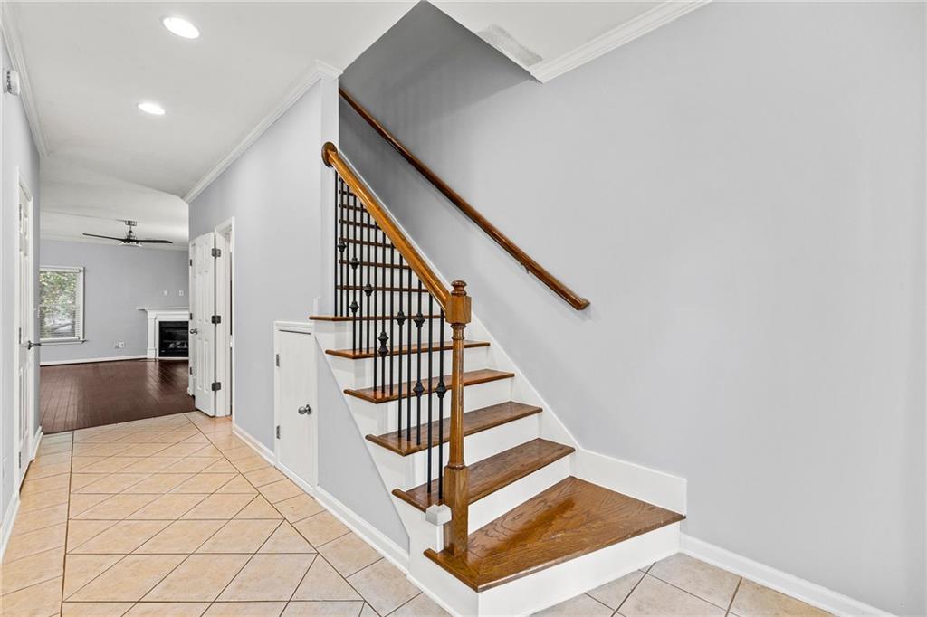 5323 Sherwin Drive