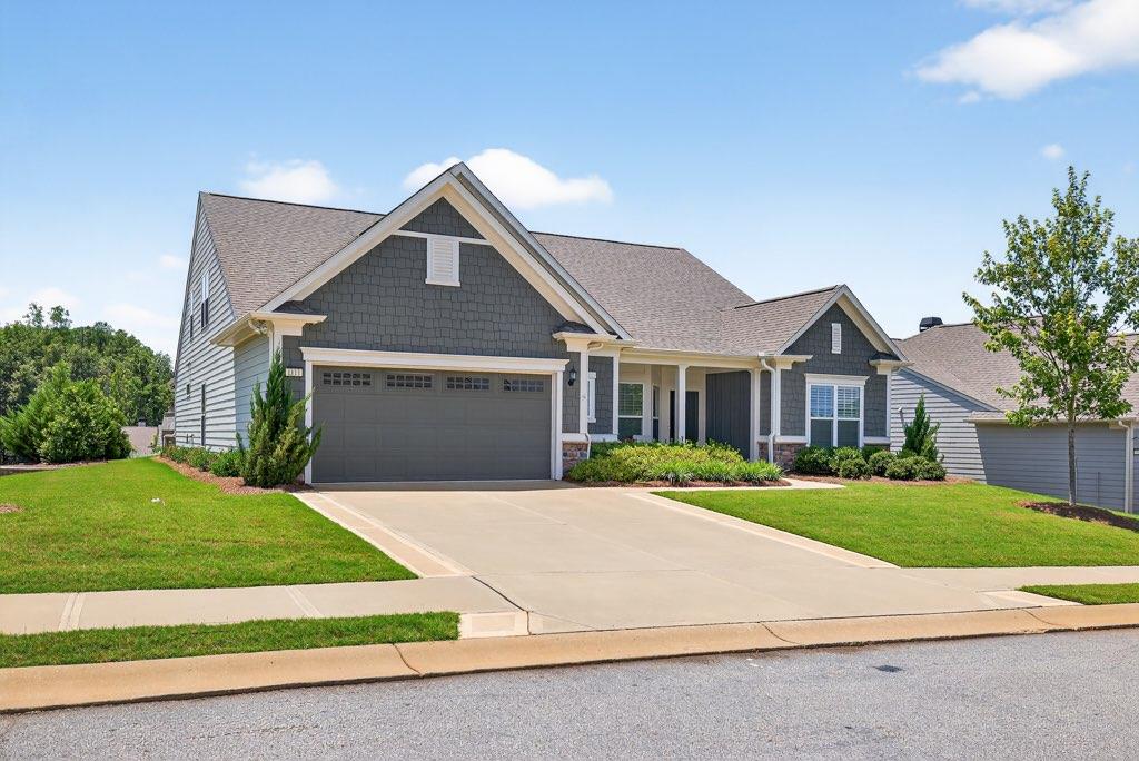 1111 Lake Terrace Bend