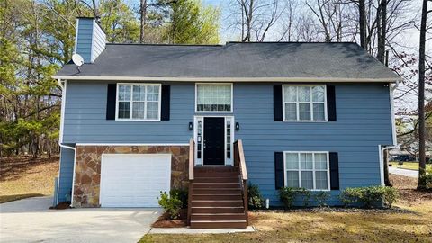1015 Sly Fox Court Stone Mountain GA 30088
