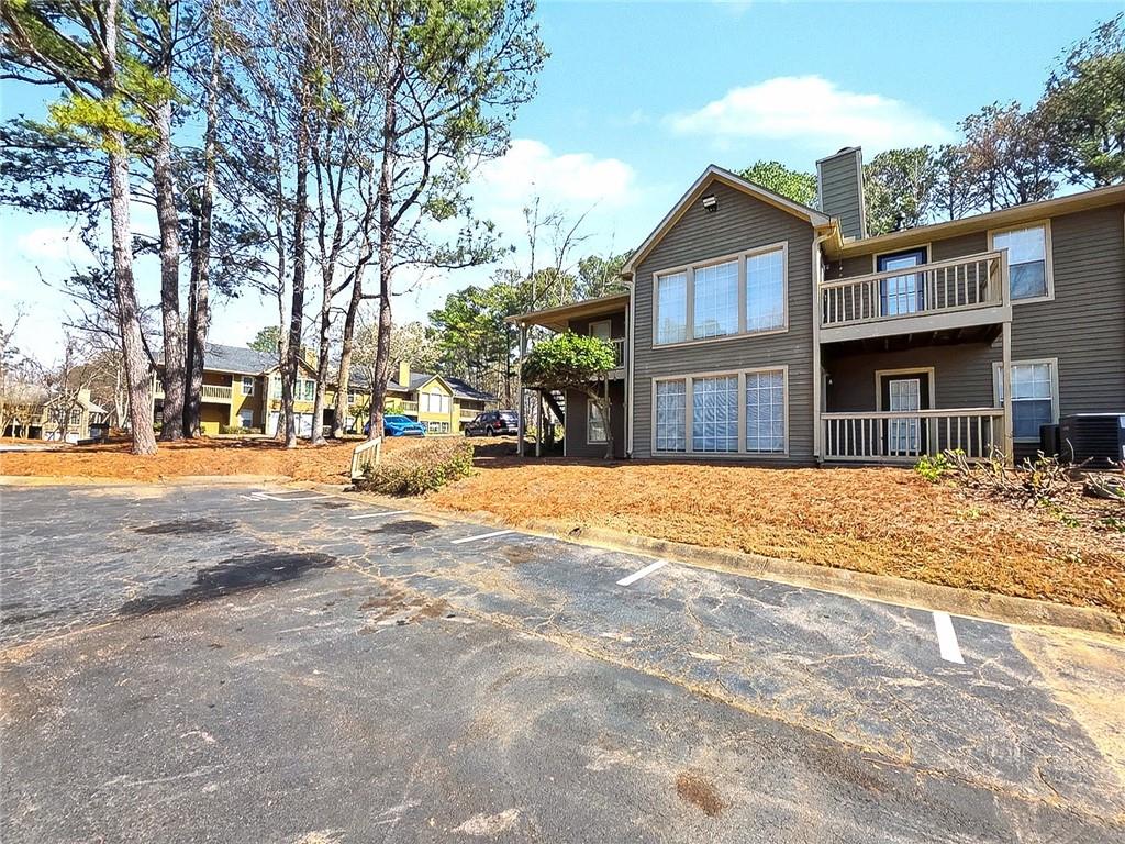 1702 Country Park Drive SE