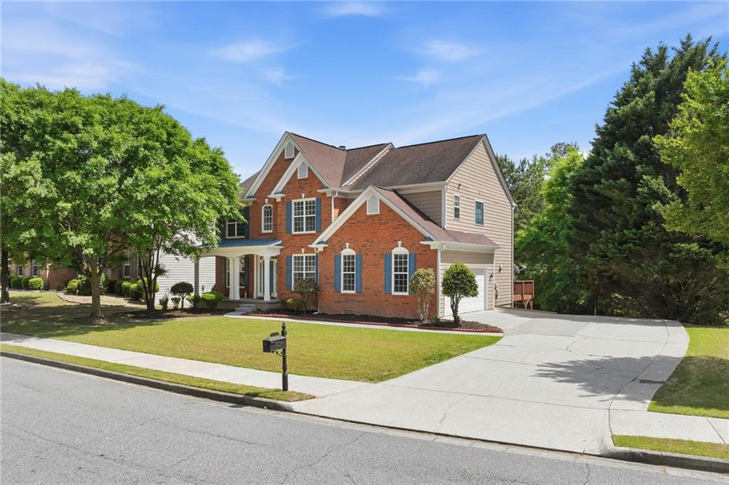 410 Longcross Court