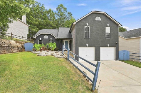 Homes For Sale - 2455 Tolliver Drive<br/> Ellenwood, GA 30294