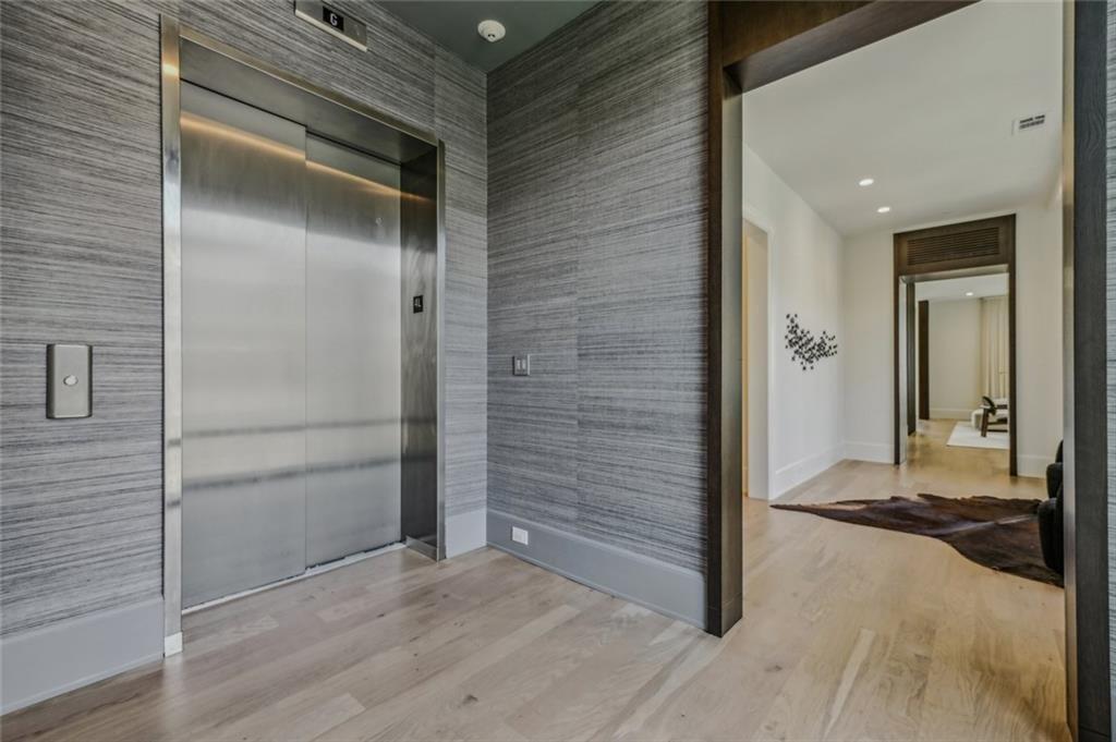 1301 Peachtree Street NE 4L