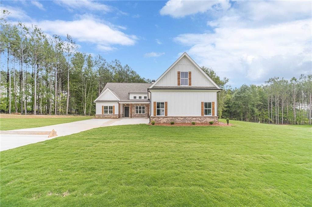 215 Pinewood Drive