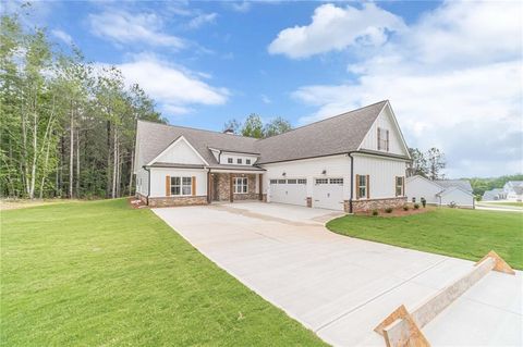 215 Pinewood Drive Covington GA 30014