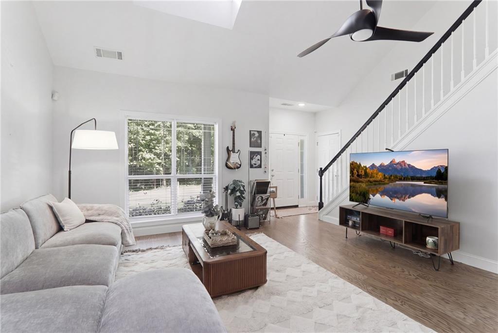 1094 Fourth Street