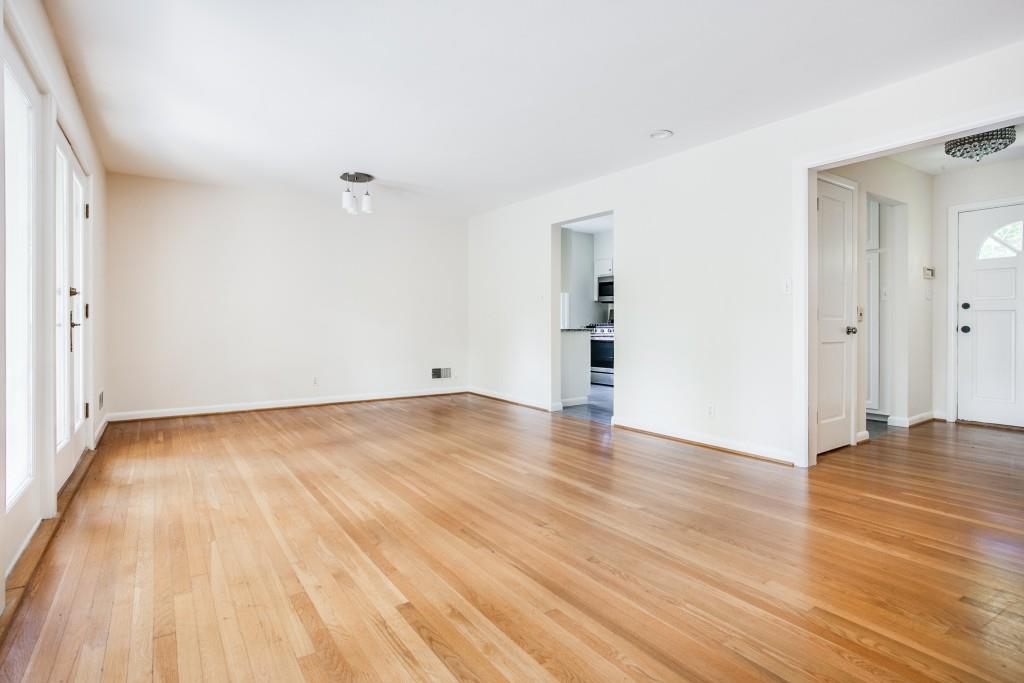 1655 Ridgewood Drive NE