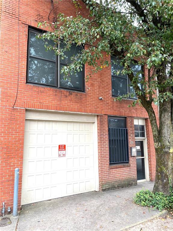 136 Walker Street SW