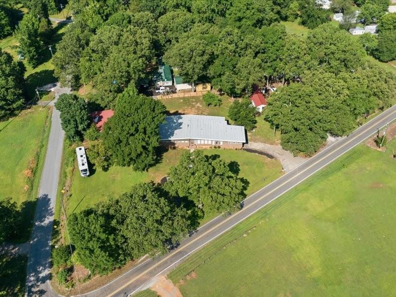 1960 County Road 102