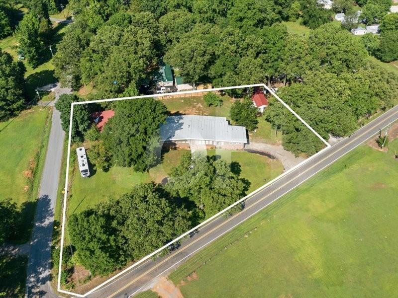 1960 County Road 102