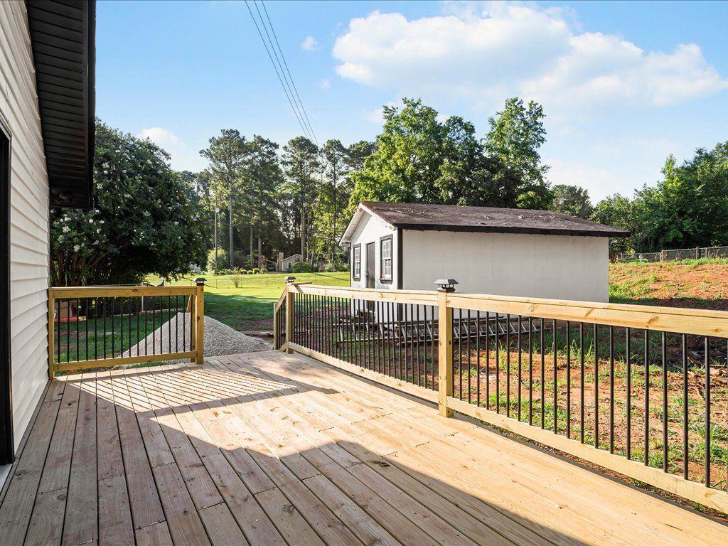 4721 Hill Road