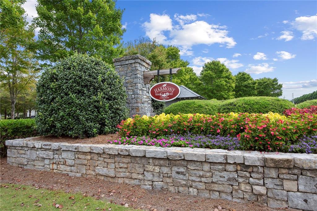 233 S Village Square, Canton, Georgia image 25