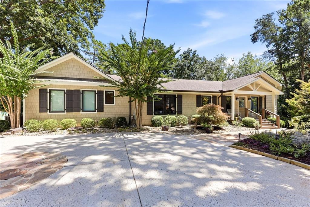 1123 Chestatee Point