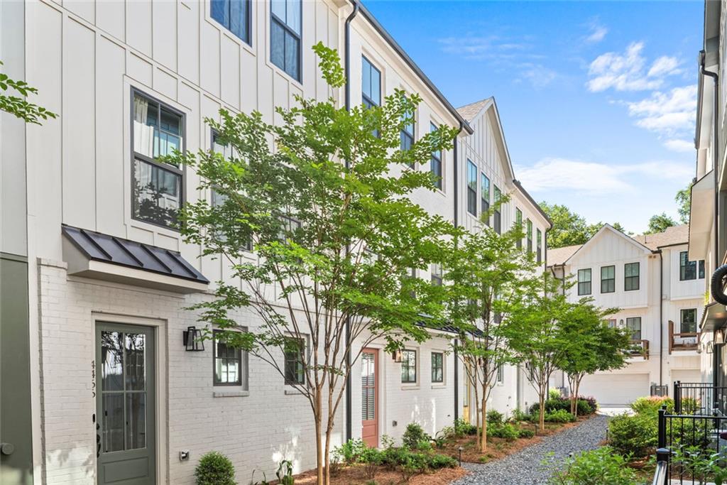 4462 Dandelion Lane