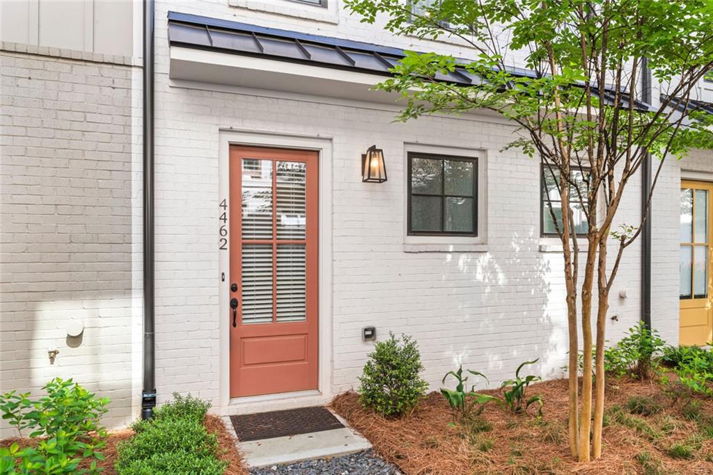4462 Dandelion Lane