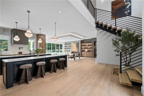 2650 ROSWELL Road Marietta GA 30062