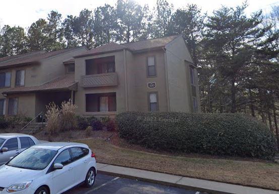 435 Seasons Parkway, Norcross, Georgia image 4