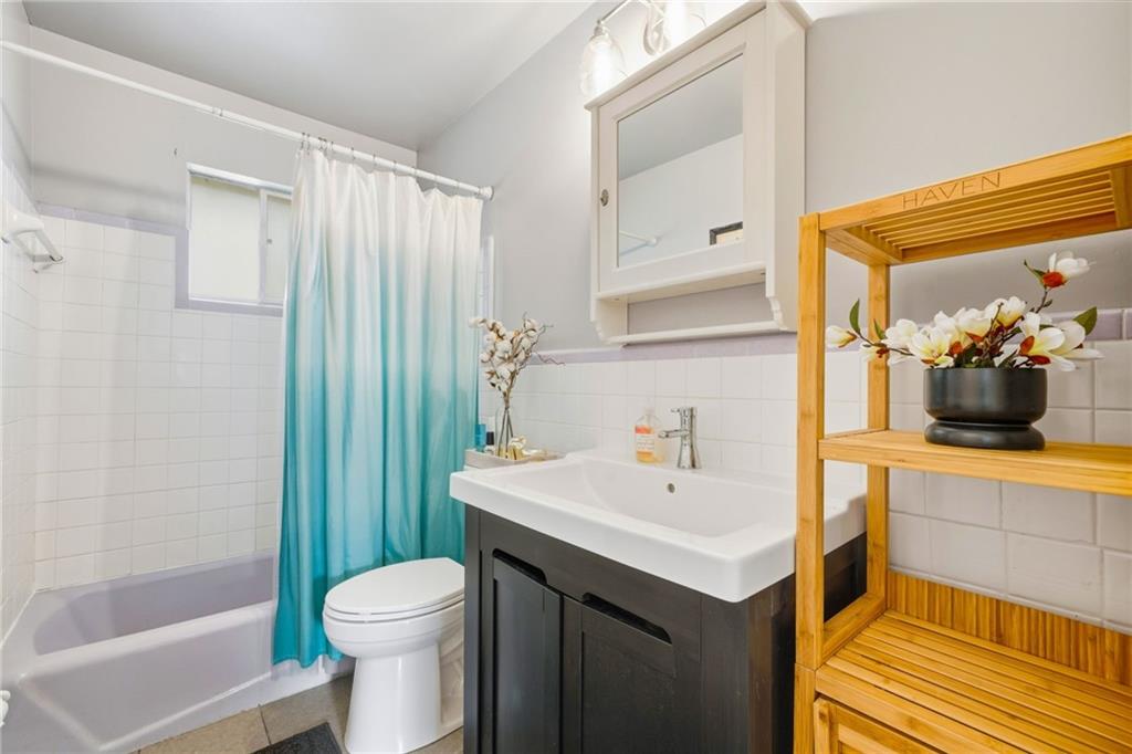Addison Heights - Residential