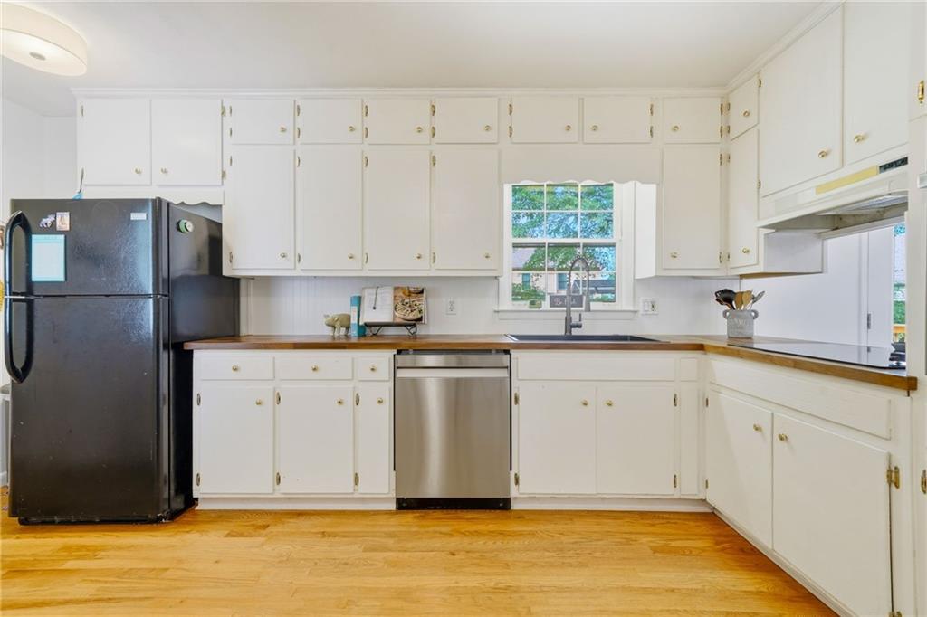 Addison Heights - Residential