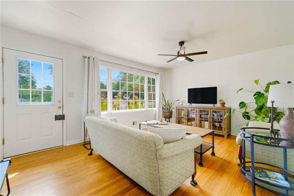 Addison Heights - Residential