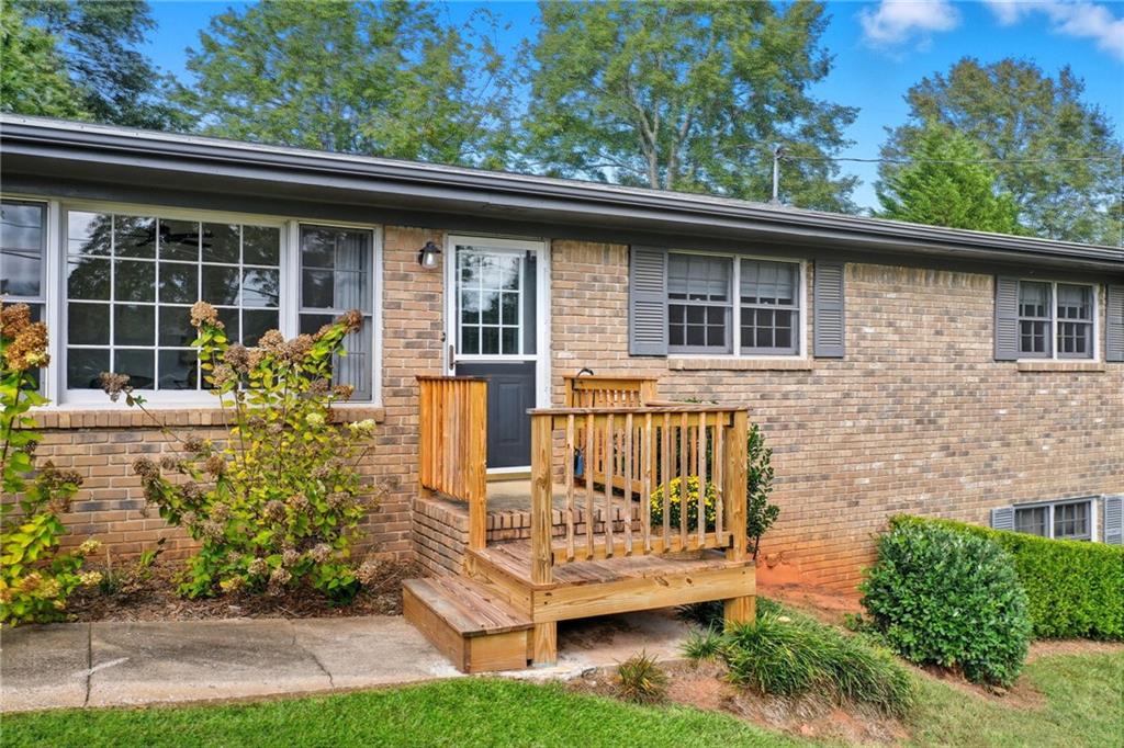 605 Embry Lane