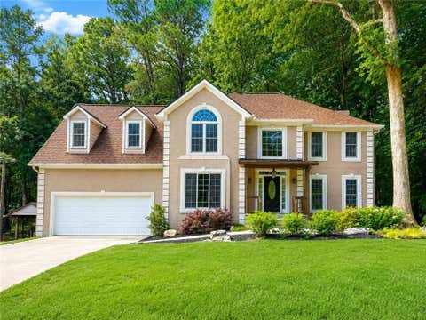 Homes For Sale - 5954 Henley Drive<br/> Cobb County, Powder Springs, GA 30127