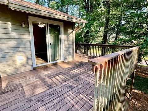 A home in Lilburn