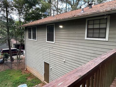 A home in Lilburn