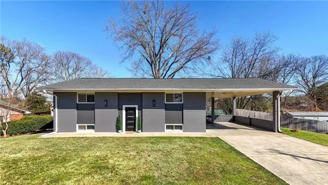 5 Greenbriar Avenue, Cartersville, GA 30120 - #: 7708126