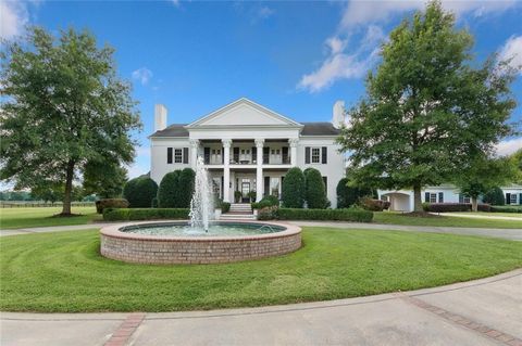 211 Darby Road SW Calhoun GA 30701