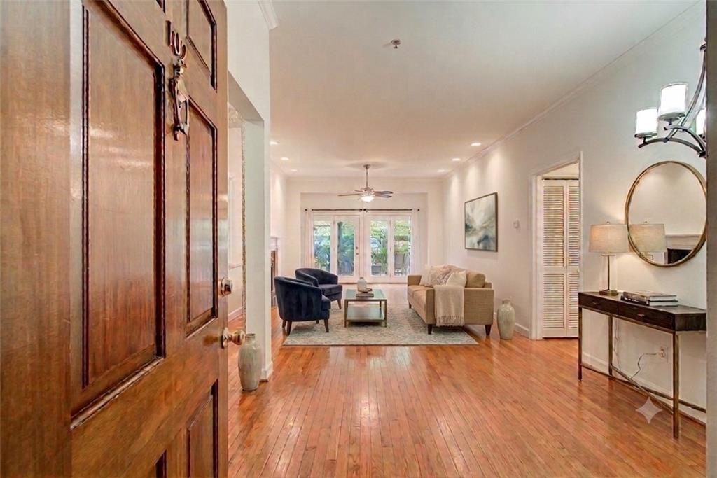 2865 Lenox Road NE 102