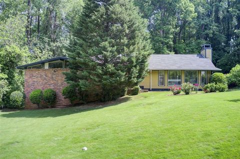 2225 Beech Valley Drive SE Smyrna GA 30080