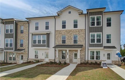 Townhouse in Newnan GA 424 Daybreak Lane.jpg