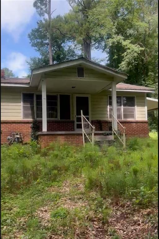 Investment Opportunity!
Look no further—5103 Berry Street has everything you're looking for. This prime property sits on nearly an acre of land, offering endless potential for development, rental income, or your next big project. Bring your vision and transform this space with your personal touch. Don’t miss out on this incredible opportunity!