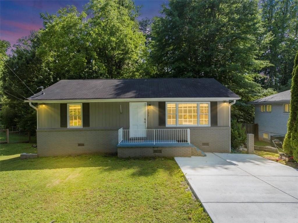 Welcome to 1677 Wayland Circle NE! **2.2% ASSUMABLE MORTGAGE** This charming and thoughtfully renovated bungalow is nestled in the heart of Brookhaven's desirable Grant Estates Community, and offers 2 bedrooms, 1.5 baths and 999 square of feet of stylish living space on a prime lot, making it an ideal primary residence, rental property, or future new build.
Step inside to discover a light-filled interior with multiple flexible living spaces, including a dedicated dining room, cozy living area, and a bonus room ideal for a home office or additional lounge space. The updated kitchen features modern finishes and ample storage, making it both functional and inviting, while the renovated full bath adds a clean, contemporary touch.
Enjoy the outdoors year round in the spacious front and back yards, or entertain guests on the oversized back deck, perfect for relaxing, and enjoying The Georgia weather and scenic views The extended driveway provides plenty of generous parking, ideal for hosting.
Located just minutes from top rated restaurants, boutique shops, green spaces, and major commuting routes, this home offers the perfect blend of comfort, charm, and convenience.
Don’t miss your chance to own in one of Brookhaven’s most sought after Communities! Schedule Your Showing Today!