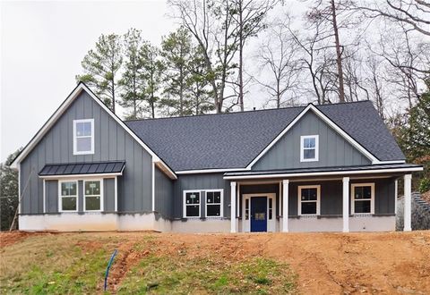 Homes For Sale - 3365 Northside Drive<br/> Hapeville, GA 30354