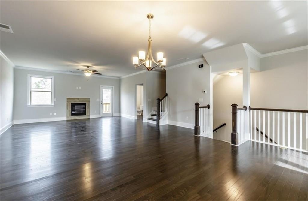 2277 Fremont Drive 4