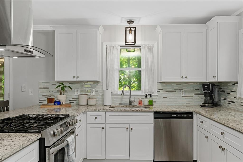 275 Sequoyah Drive, Alpharetta, Georgia image 18