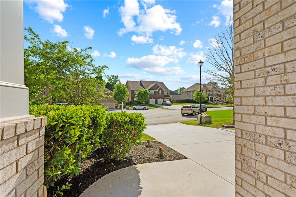 5729 Westin Circle, Flowery Branch, Georgia image 3