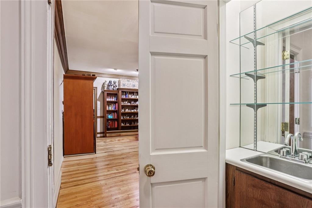 OAKTON - Residential