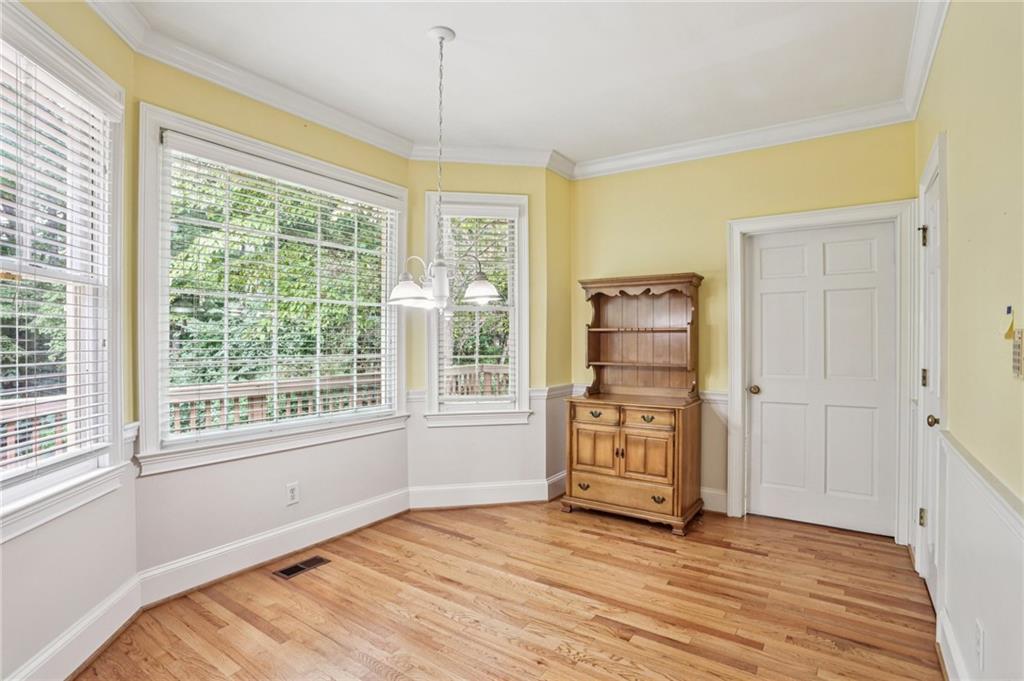 OAKTON - Residential