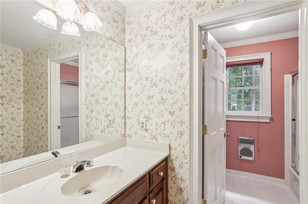 OAKTON - Residential