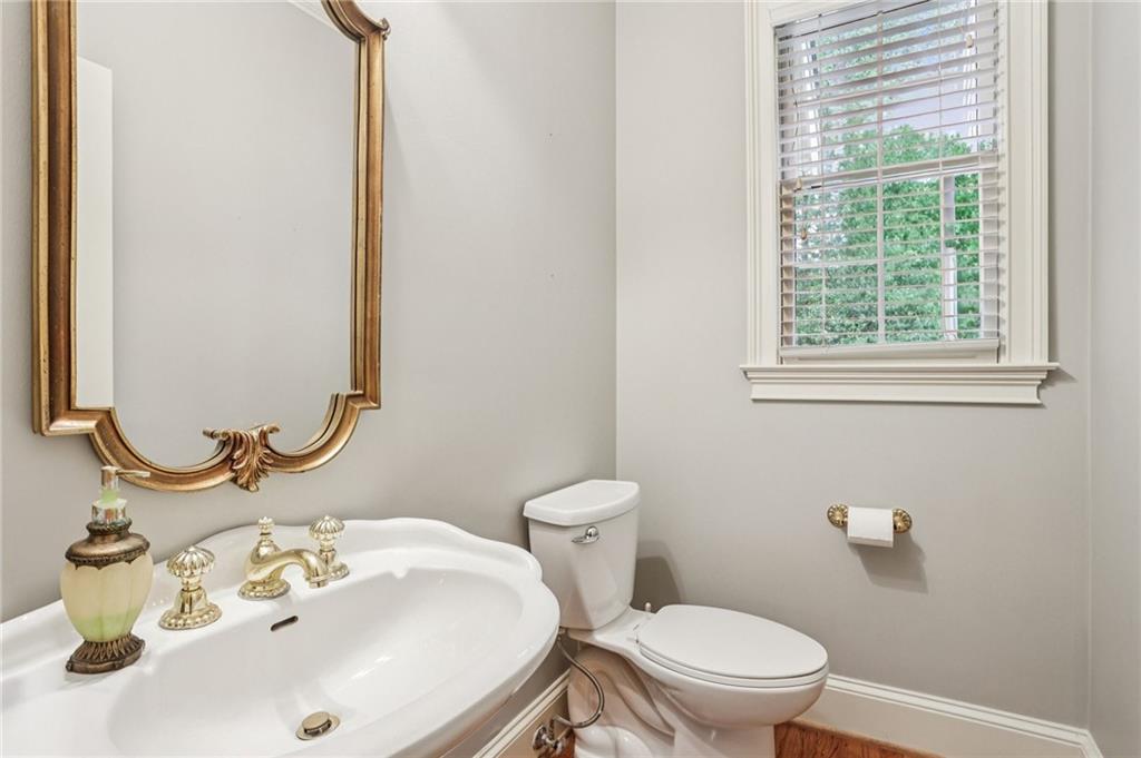 OAKTON - Residential