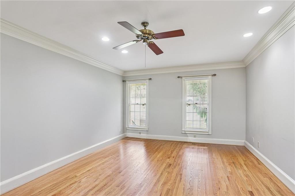 OAKTON - Residential