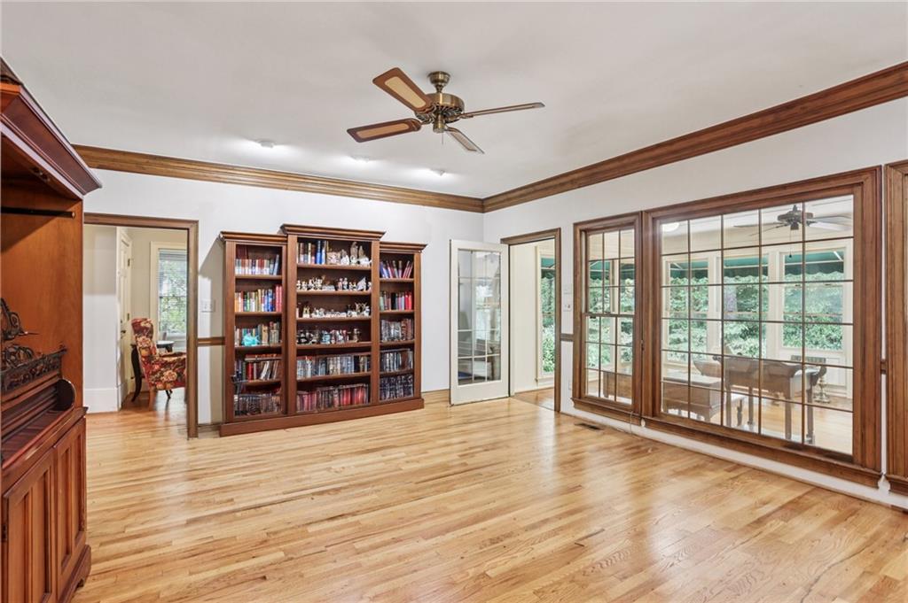 OAKTON - Residential