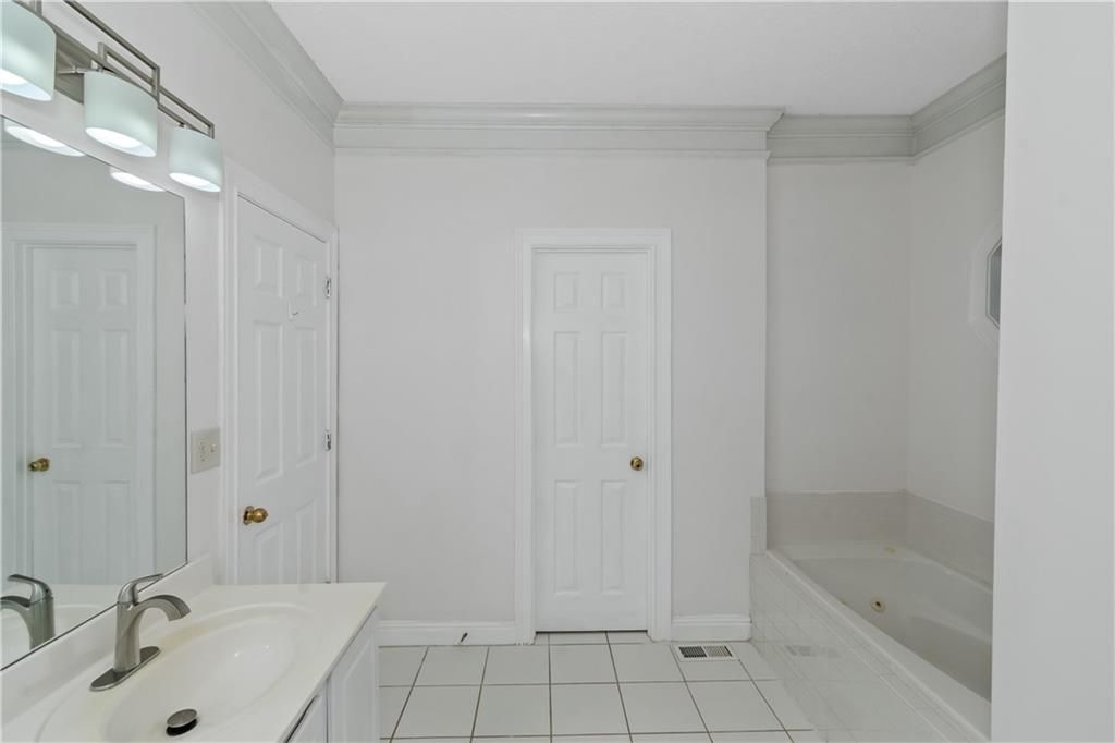 listing image 30